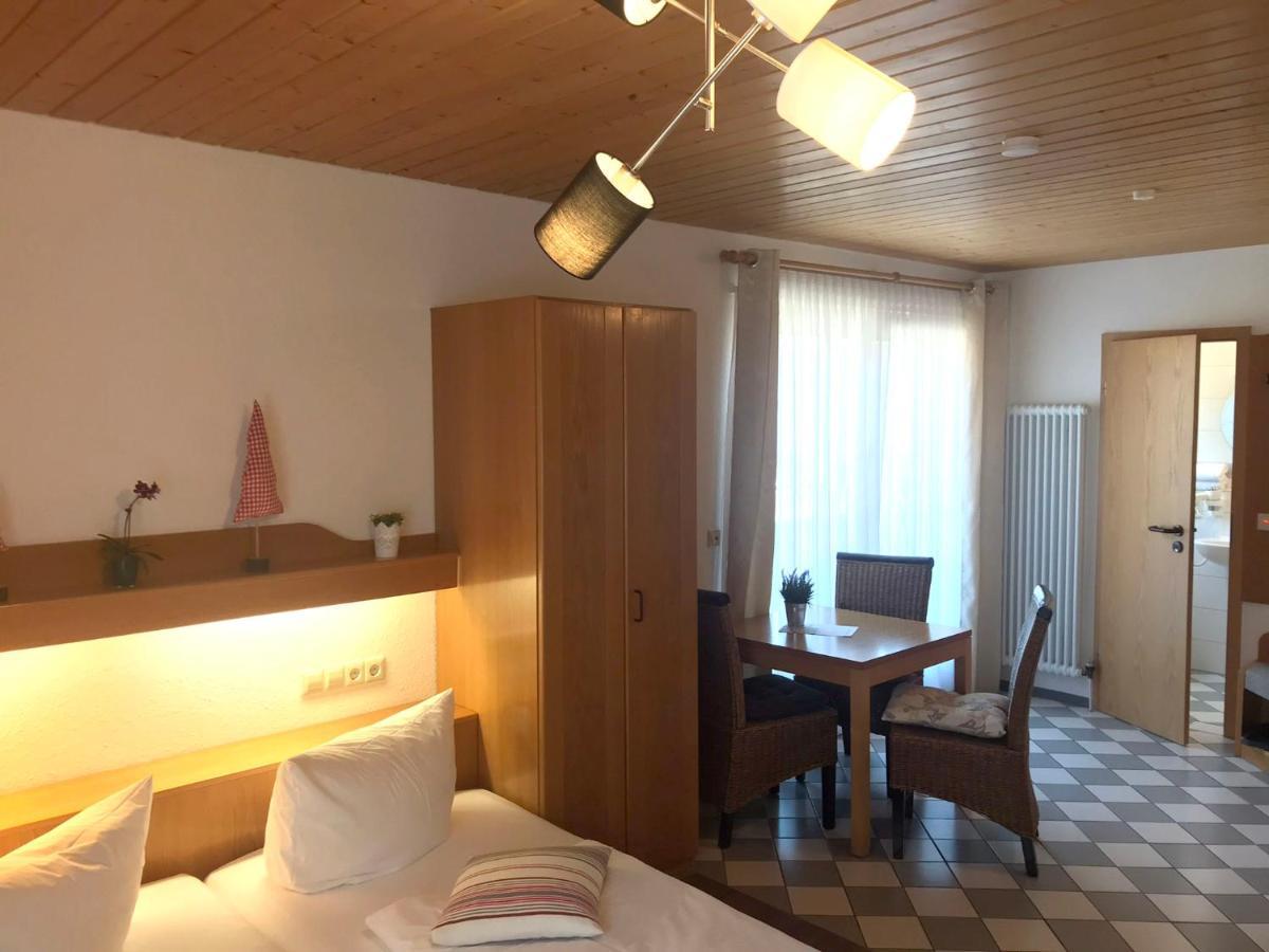 Self-Check-In Ferienwohnungen & Apartments Am Bergsee Triberg im Schwarzwald Eksteriør billede